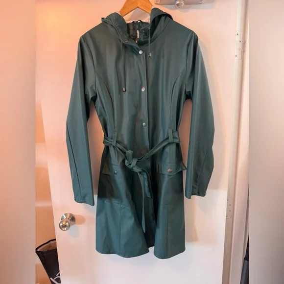 Rains Curve rain coat - Picture 5 of 8